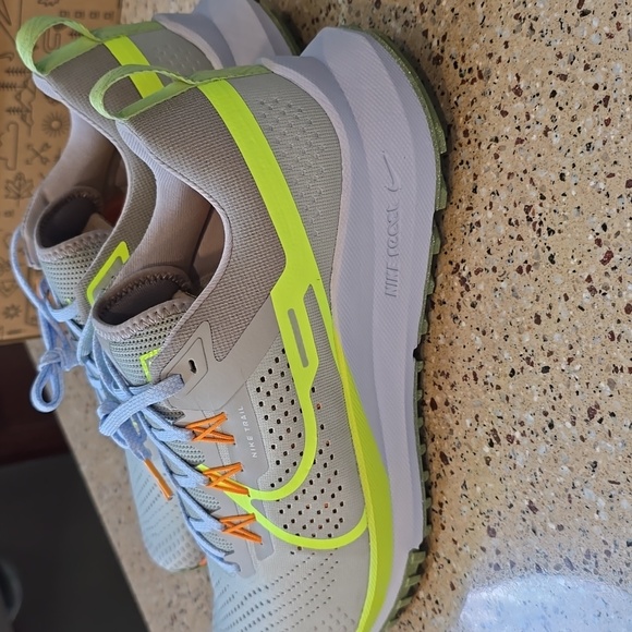 Nike React Pegasus Trail 4 Hiking Running Shoes Men's Size 13 NEW DJ6158-002 - Picture 2 of 9